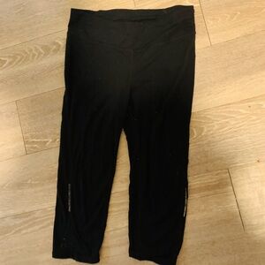Black leggings